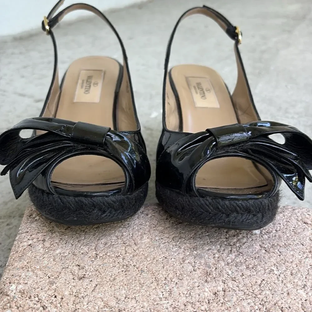 Valentino Garavani super cute